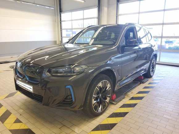 Náhľad spredu zľava