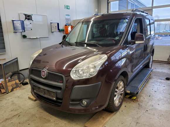 Náhľad spredu zľava