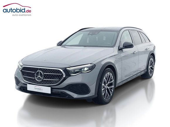 Pogled od napred levo