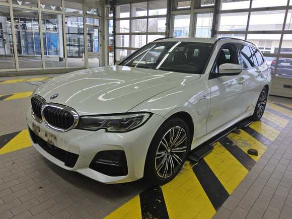 Náhľad spredu zľava