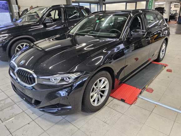 Náhľad spredu zľava