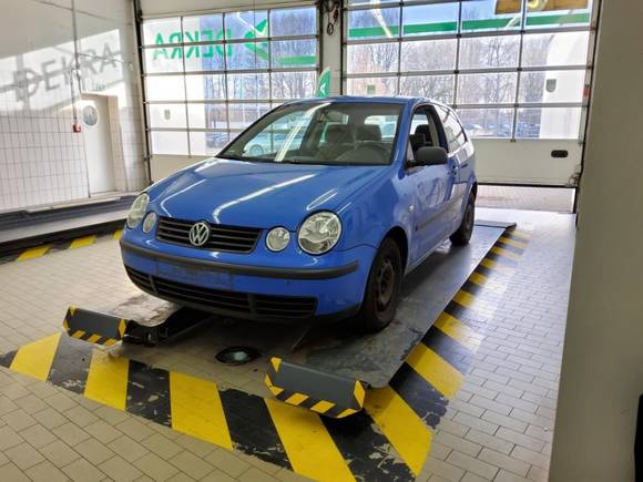 Náhľad spredu zľava