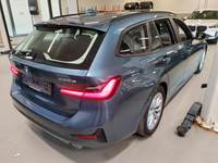 Náhľad zozadu sprava