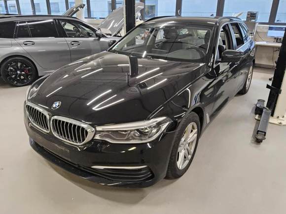 Náhľad spredu zľava