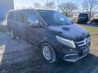 Náhled zpředu zprava