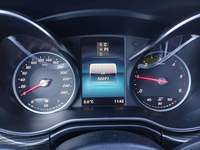 Pohled na přístrojovou desku