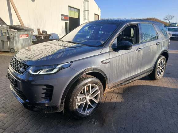 Vaizdas iš priekio kairės