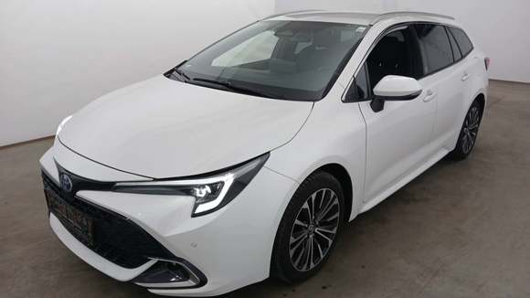 Vaizdas iš priekio kairės