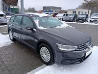 Pogled desno spredaj