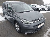 Pogled desno spredaj