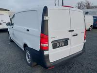 Náhled zezadu zleva