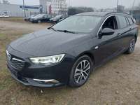 Vaizdas iš priekio kairės