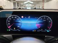 Pogled na kombinovani instrument