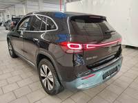 Вид сзади слева