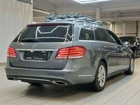 Вид сзади справа