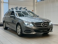 Вид спереди справа