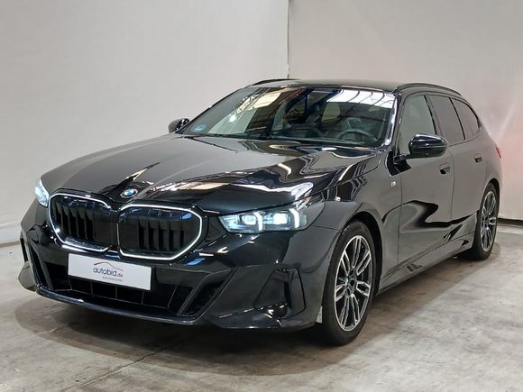 Pogled od napred levo