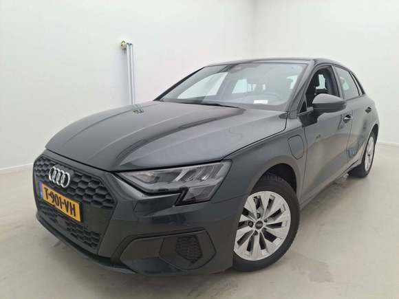 Náhled zpředu zleva