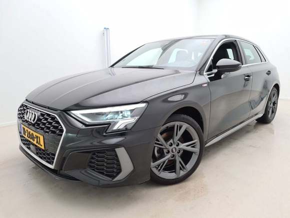 Náhled zpředu zleva