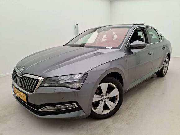 Náhled zpředu zleva