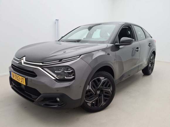 Náhled zpředu zleva