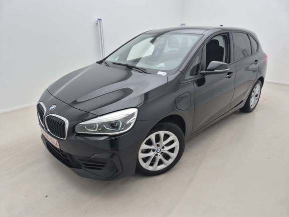 Náhled zpředu zleva