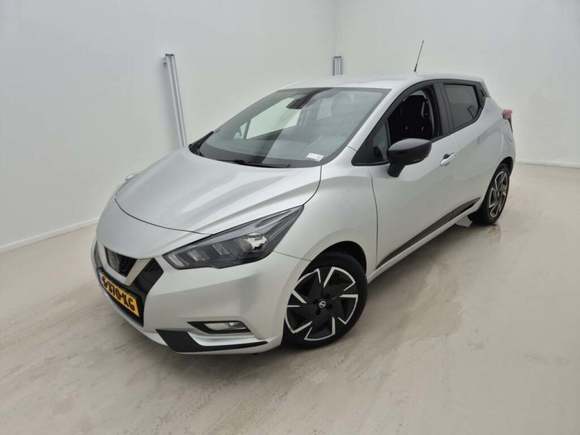 Náhled zpředu zleva