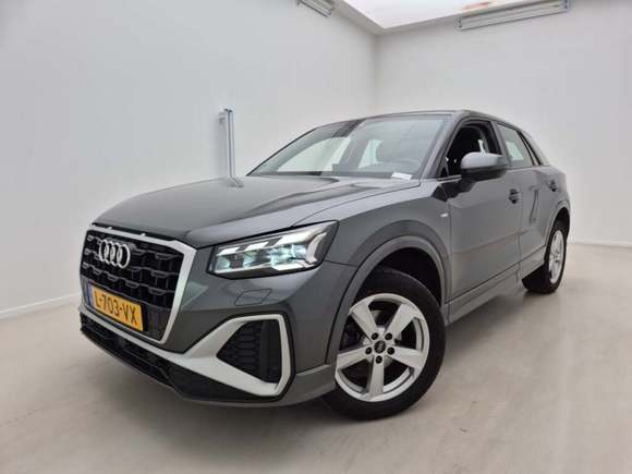 Náhled zpředu zleva