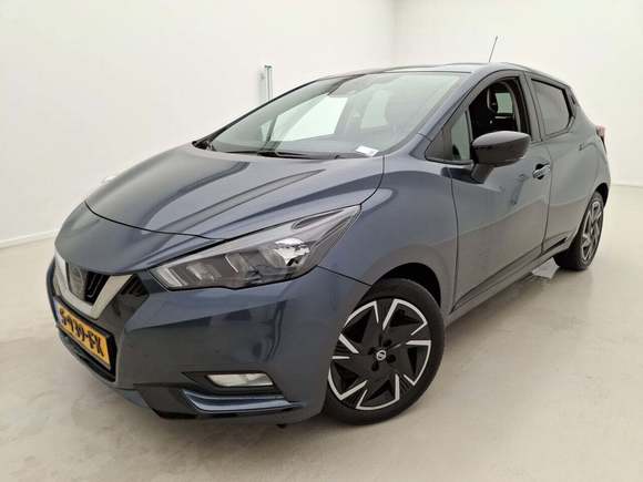 Náhled zpředu zleva