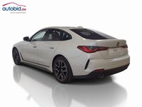 Pogled od pozadi levo