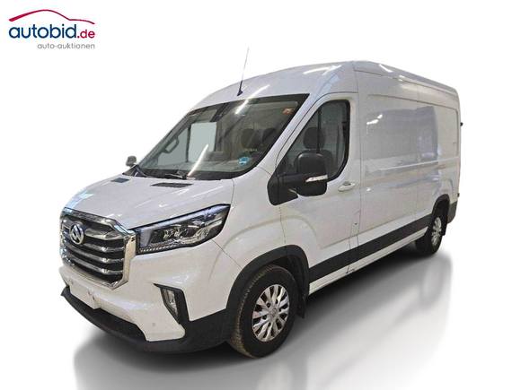 Pogled od napred levo