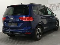 Pogled od pozadi desno