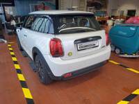 Pogled straga lijevo