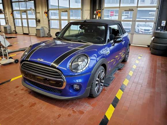 Pogled sprijeda lijevo