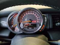 Pogled na kombinirani instrument