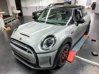 Vue de l’avant gauche