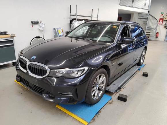 Vista anteriore sinistra