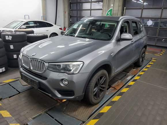 Vista anteriore sinistra