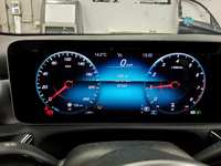 Pogled na kombinirani instrument