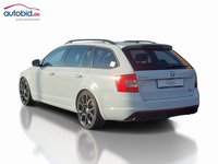 Pogled od pozadi levo