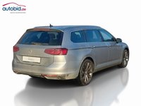 Pogled od pozadi desno