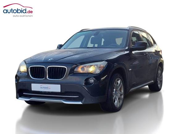 Pogled od napred levo