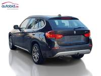 Pogled od pozadi levo