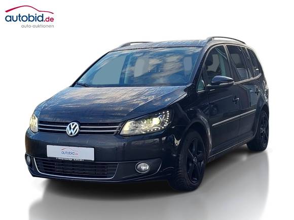 Pogled od napred levo