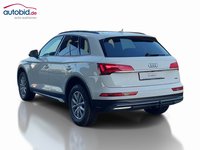 Pogled od pozadi levo