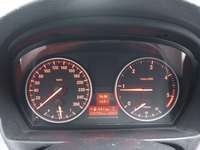 Pogled na kombinirani instrument