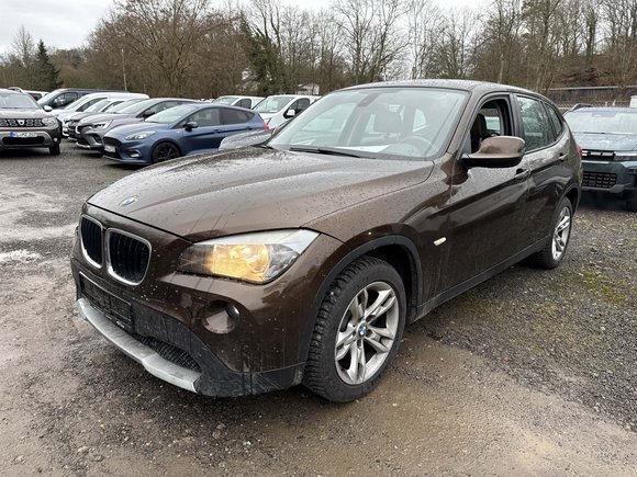 Náhľad spredu zľava