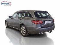 Pogled od pozadi levo