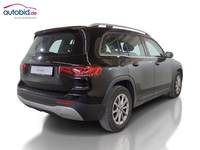 Pogled od pozadi desno