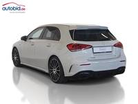 Pogled od pozadi levo